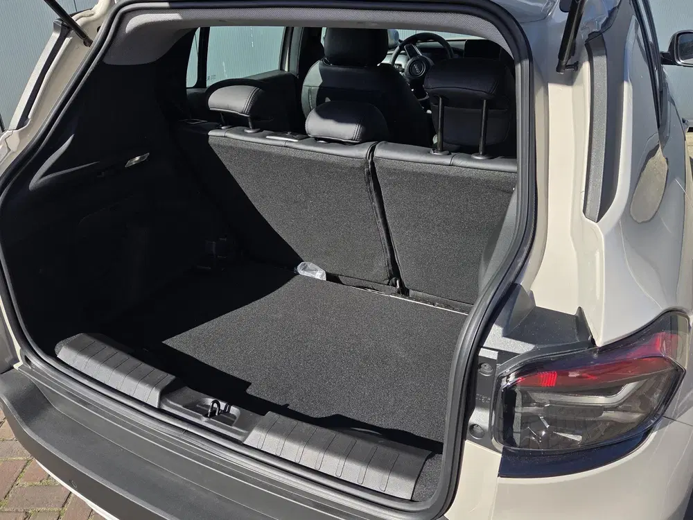 Jeep Avenger Altitude 54 kWh uit 2025, foto 9