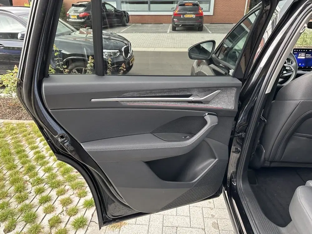 Skoda Kodiaq 1.5 TSI PHEV Sportline Business Leder Pano uit 2025, foto 15