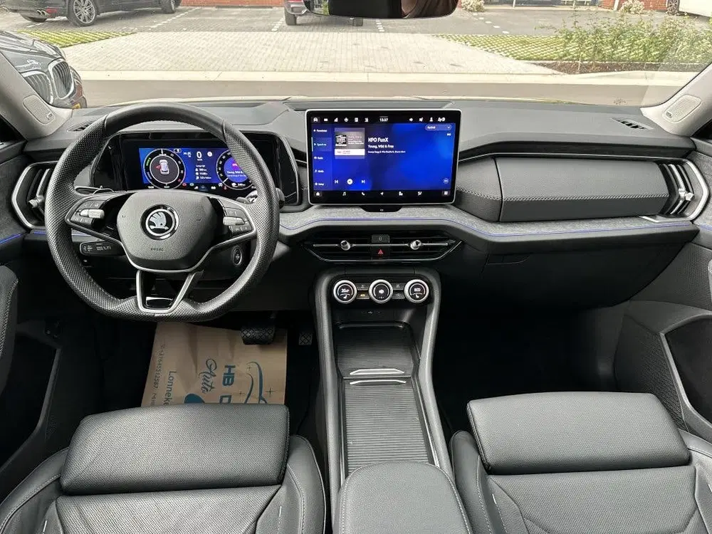 Skoda Kodiaq 1.5 TSI PHEV Sportline Business Leder Pano uit 2025, foto 18