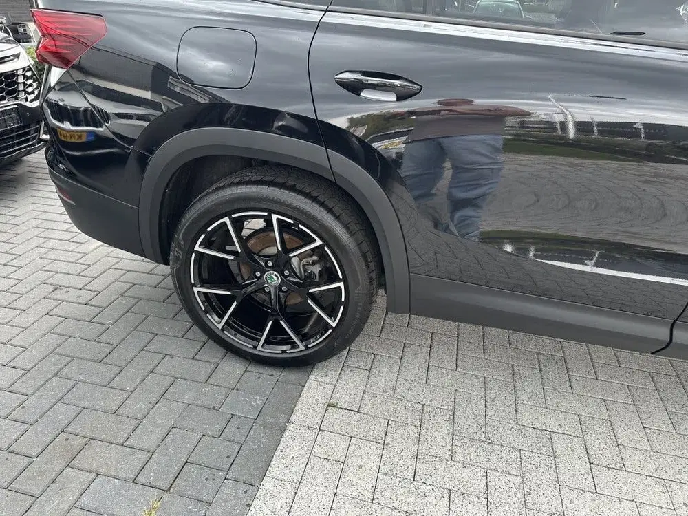 Skoda Kodiaq 1.5 TSI PHEV Sportline Business Leder Pano uit 2025, foto 7