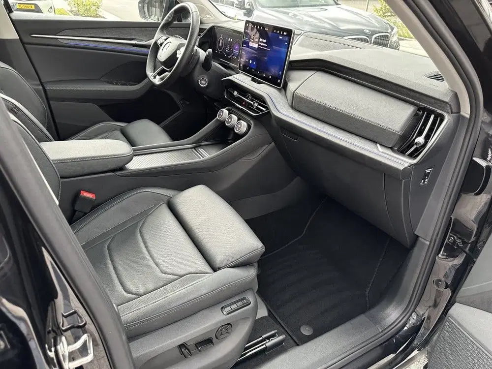 Skoda Kodiaq 1.5 TSI PHEV Sportline Business Leder Pano uit 2025, foto 9