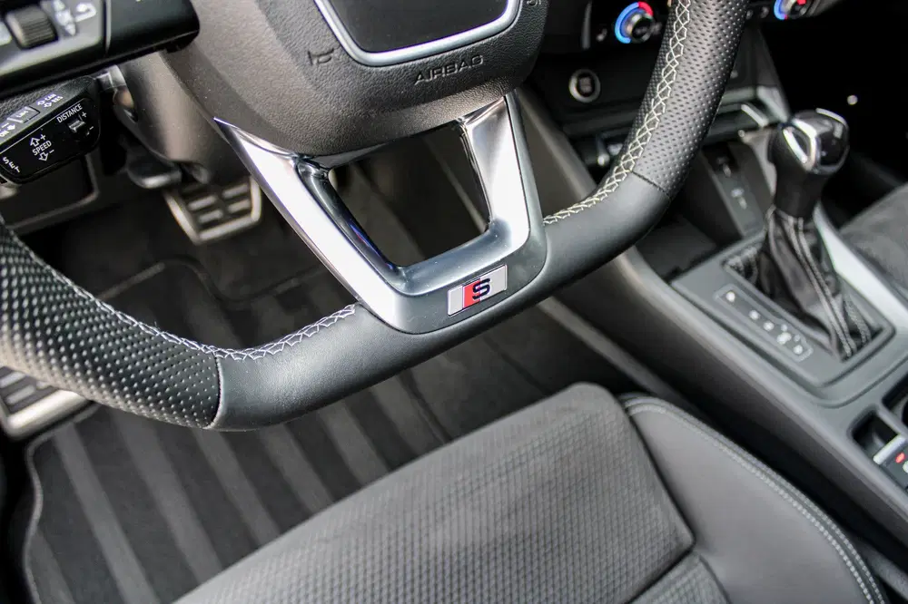 Audi Q3 45 TFSI e S Edition uit 2022, foto 10