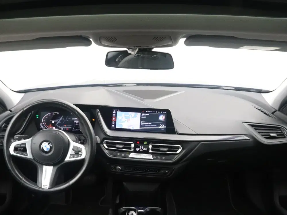 BMW 1-serie 118i Business Edition (bj 2022 uit 2022, foto 13
