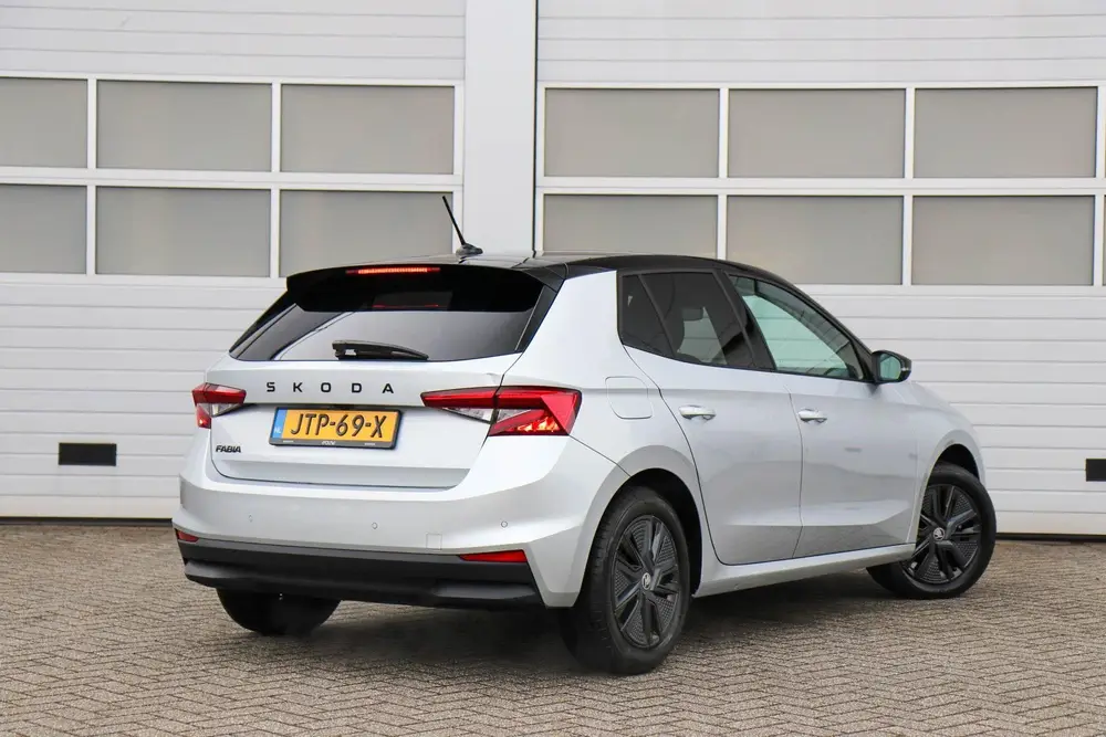 Skoda Fabia 1.0 TSI 95pk Business Edition uit 2025, foto 2
