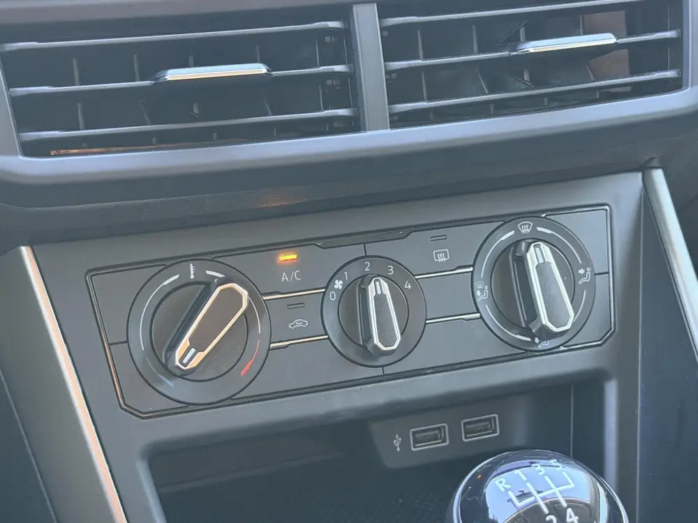 Volkswagen Polo 1.0 TSI Comfortline | Led | Airco | Navigati uit 2020, foto 16