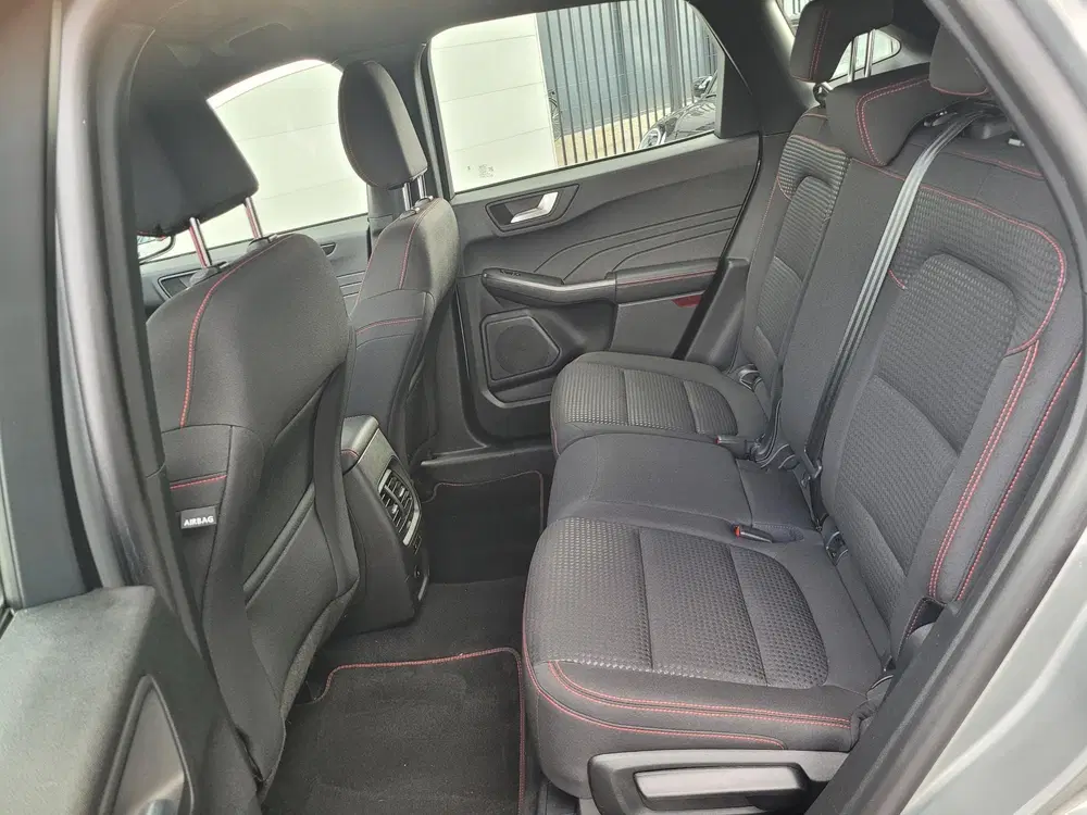 Ford Kuga 2.5 PHEV ST-Line uit 2023, foto 8