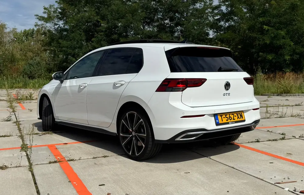 Volkswagen Golf 8 GTE Pano | Dealer Ond. | Garantie | Camera uit 2021, foto 3