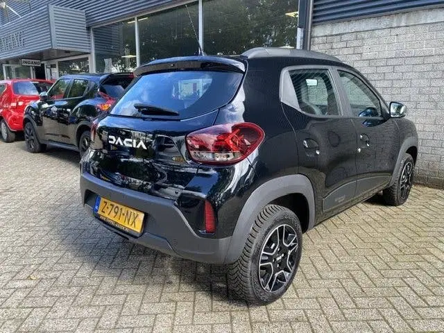 Dacia Spring Expression CARPLAY uit 2024, foto 13