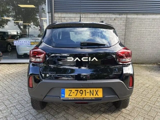 Dacia Spring Expression CARPLAY uit 2024, foto 14