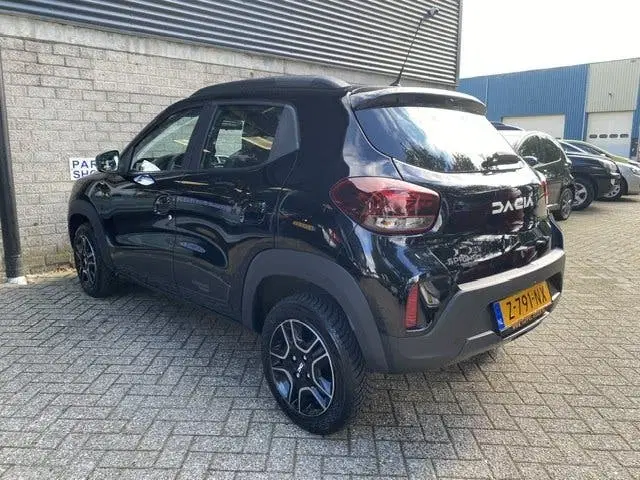 Dacia Spring Expression CARPLAY uit 2024, foto 15