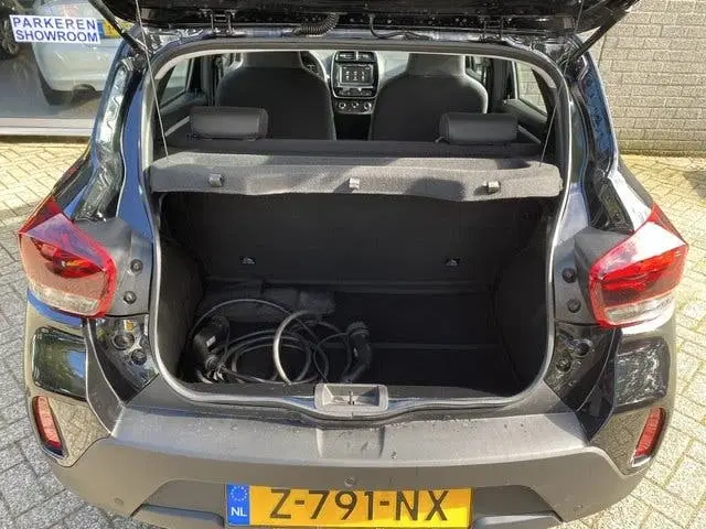 Dacia Spring Expression CARPLAY uit 2024, foto 17