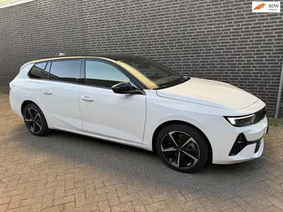 Opel Astra 1.6 Turbo Plug In Hybrid Edition uit 2025