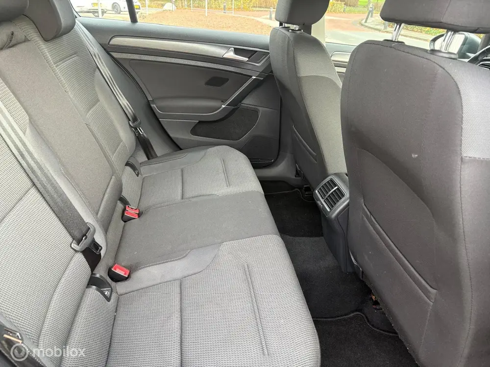 Volkswagen Golf 1.0 TSI Comfortline Business uit 2019, foto 11