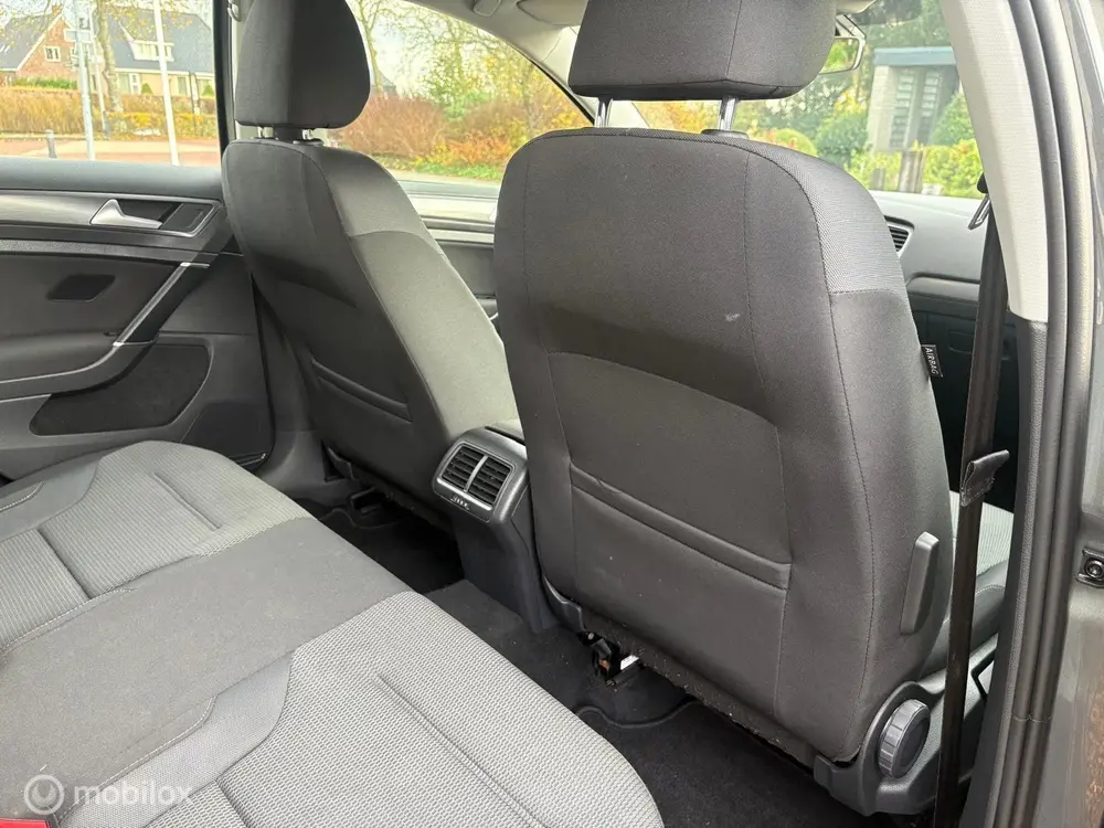 Volkswagen Golf 1.0 TSI Comfortline Business uit 2019, foto 12