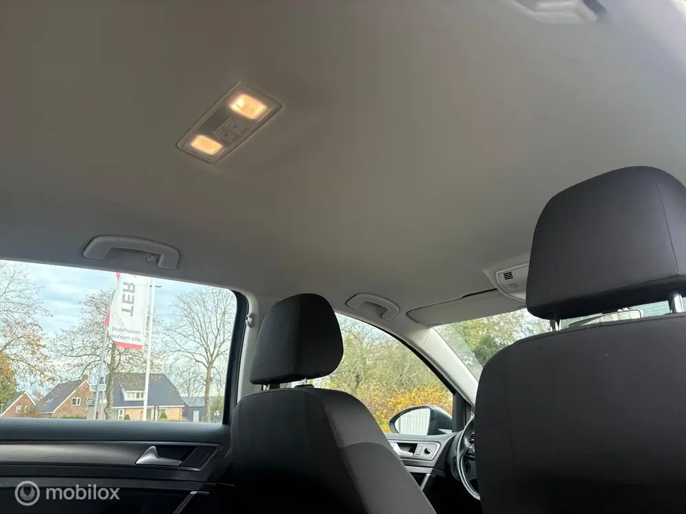 Volkswagen Golf 1.0 TSI Comfortline Business uit 2019, foto 13