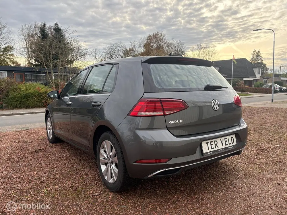 Volkswagen Golf 1.0 TSI Comfortline Business uit 2019, foto 4