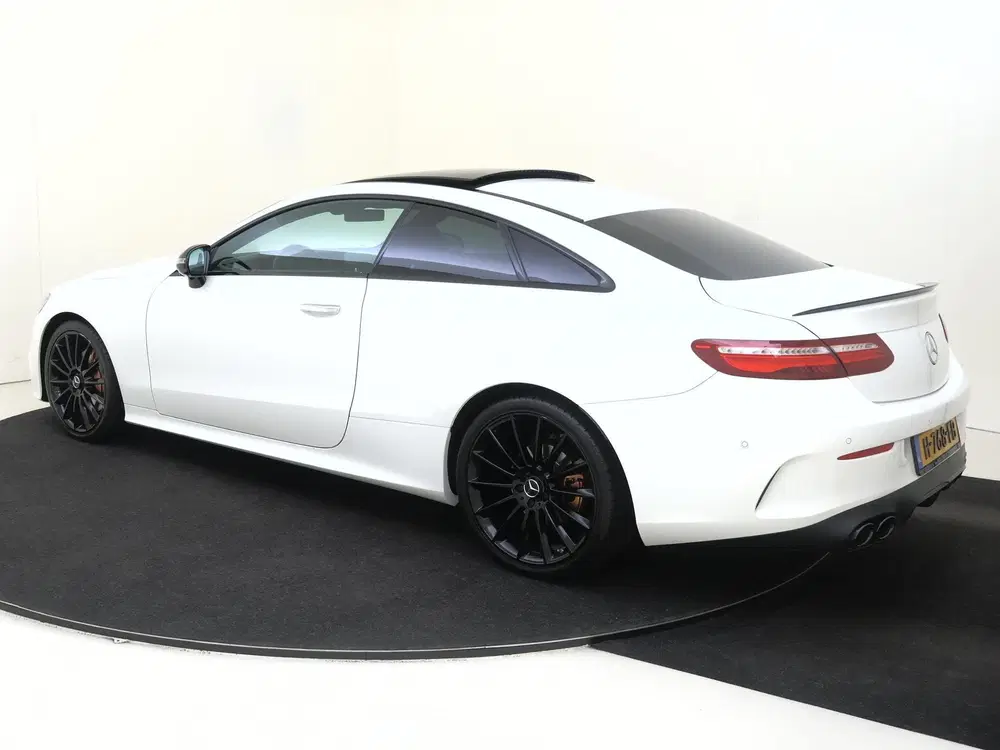 Mercedes-Benz E-Klasse E-klasse Coupé 200 uit 2020, foto 3