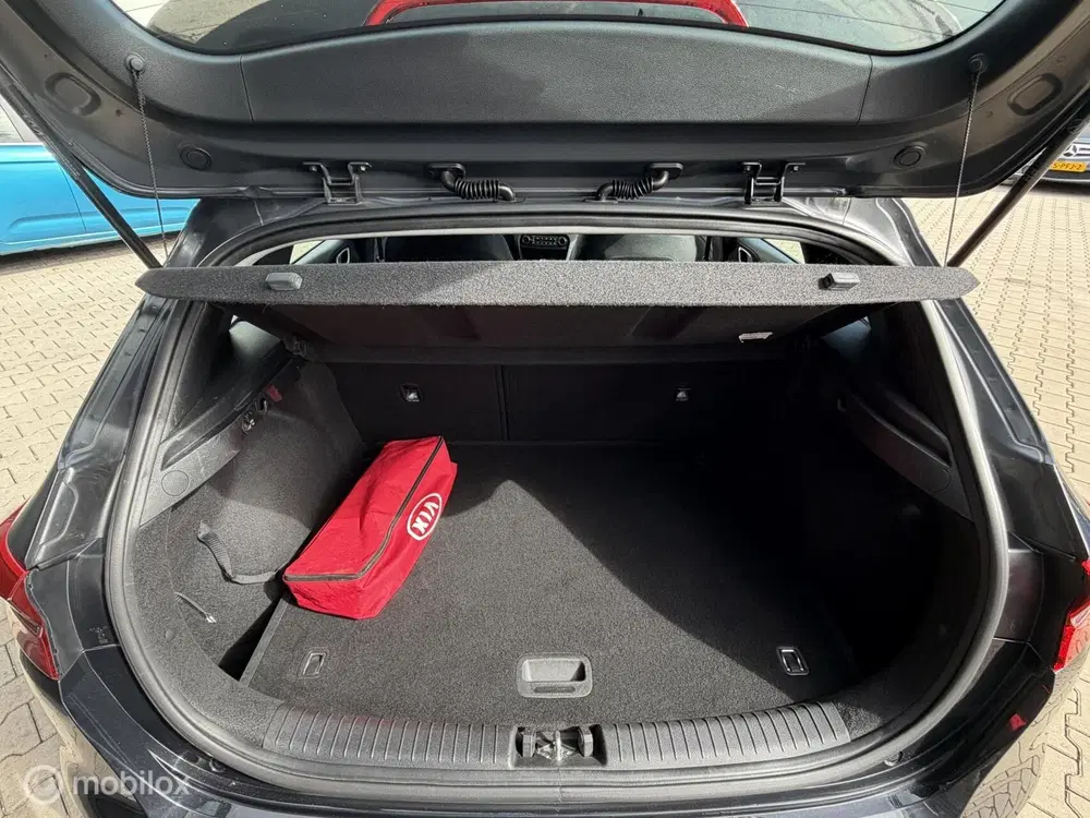 Kia Ceed 1.0 T-GDi DynamicLine uit 2022, foto 11