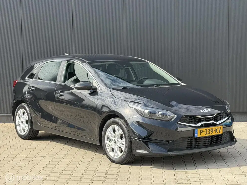 Kia Ceed 1.0 T-GDi DynamicLine uit 2022, foto 7