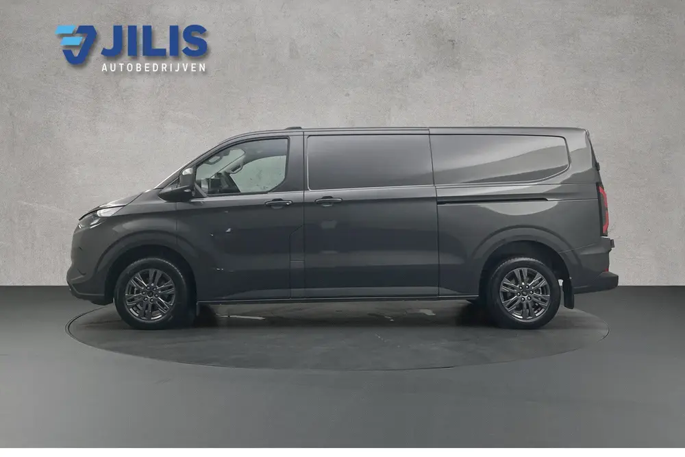 Ford E-Custom L2 Limited uit 2026, foto 5