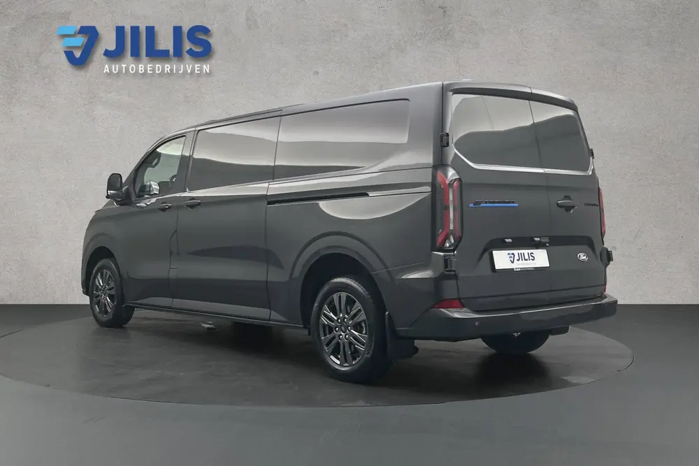 Ford E-Custom L2 Limited uit 2026, foto 6