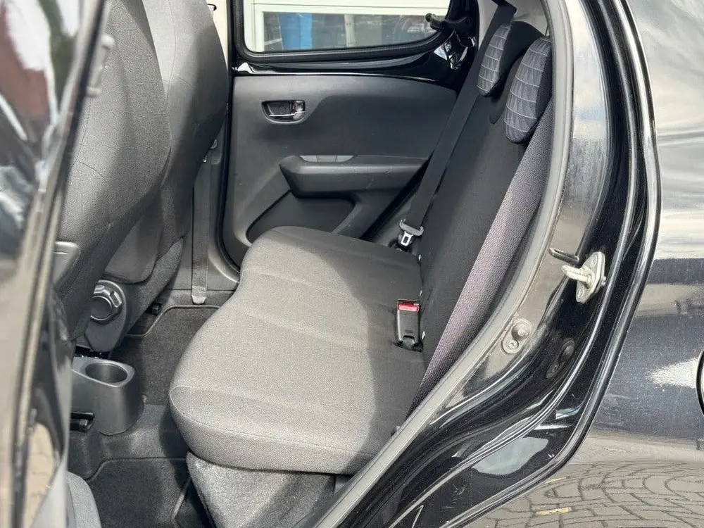 Peugeot 108 1.0 E-VTI ALLURE TOP Cabrio Apple CarPlay uit 2021, foto 9
