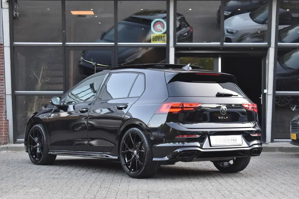Volkswagen Golf 1.5 eTSI R-Line Pano HUD IQ H/K Lane Keyless uit 2024, foto 5