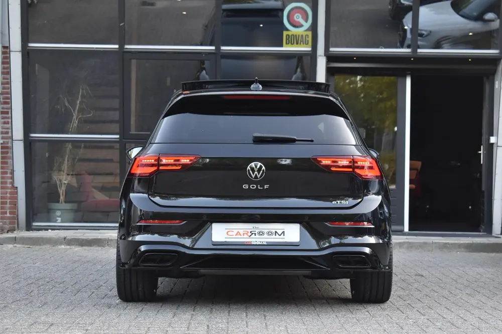 Volkswagen Golf 1.5 eTSI R-Line Pano HUD IQ H/K Lane Keyless uit 2024, foto 6
