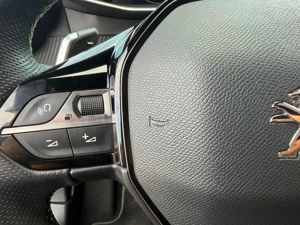 Peugeot 2008 1.2 PureTech GT Airco Lmv Navi Cruise Came uit 2021, foto 6