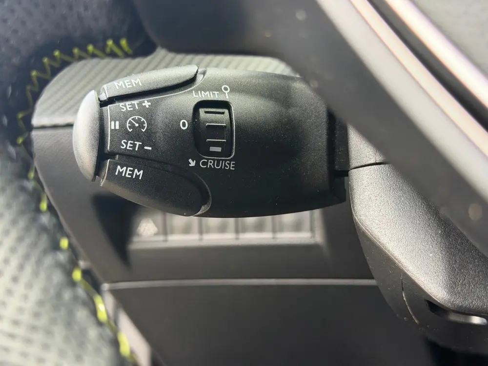 Peugeot 2008 1.2 PureTech GT Airco Lmv Navi Cruise Came uit 2021, foto 8