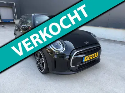 Mini Cooper 1.5 Cooper Classic uit 2023