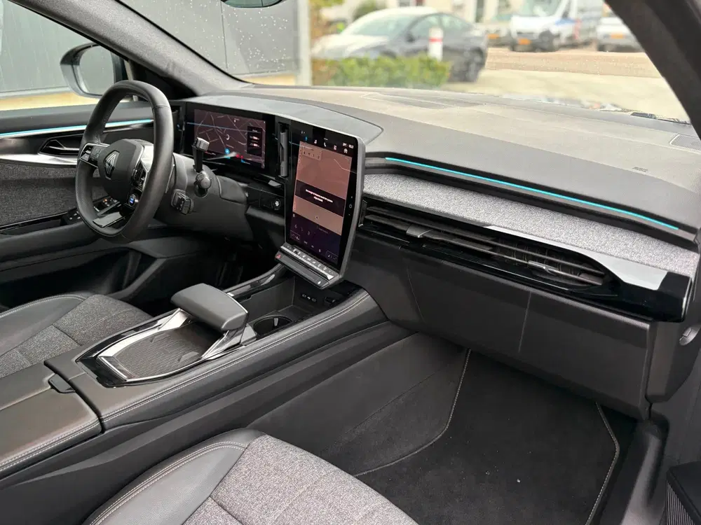 Renault Espace E-Tech full hybrid 200 techno 7p. uit 2023, foto 12