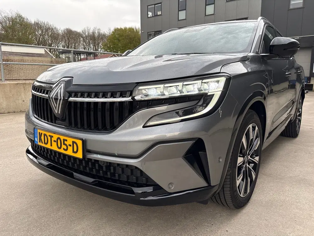 Renault Espace E-Tech full hybrid 200 techno 7p. uit 2023, foto 9