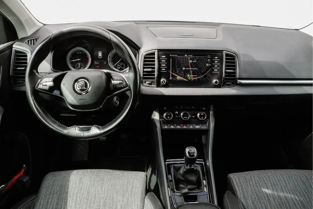 Skoda Karoq 1.0 TSI Business Edition Plus Trekhaak uit 2022, foto 18