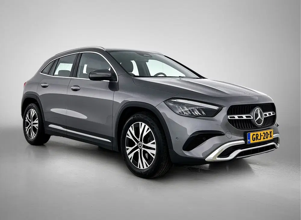 Mercedes-Benz GLA 180 Star Edition Luxury Line uit 2024, foto 13