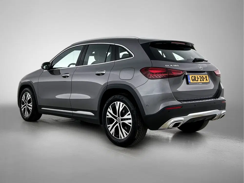 Mercedes-Benz GLA 180 Star Edition Luxury Line uit 2024, foto 14