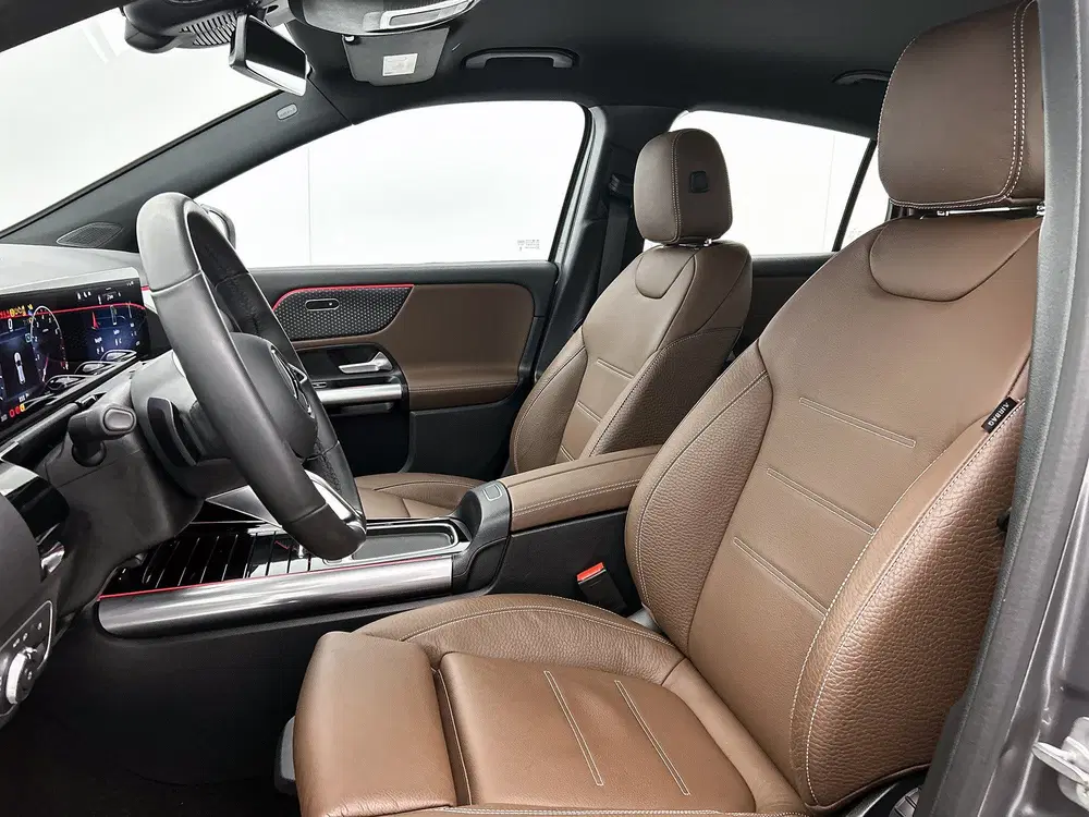 Mercedes-Benz GLA 180 Star Edition Luxury Line uit 2024, foto 16