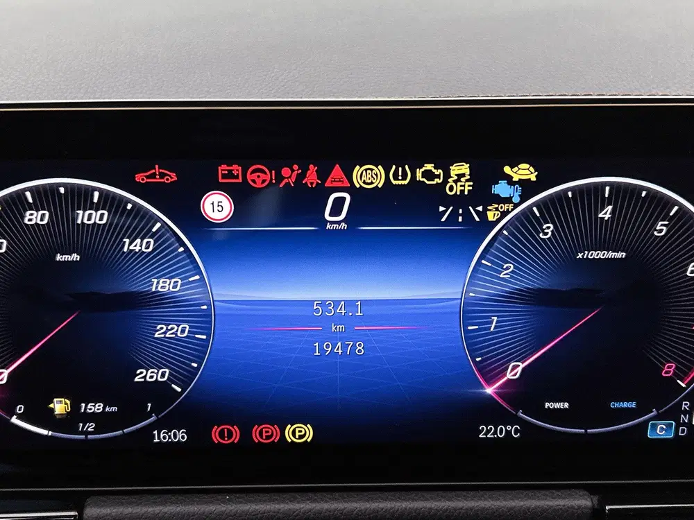 Mercedes-Benz GLA 180 Star Edition Luxury Line uit 2024, foto 5