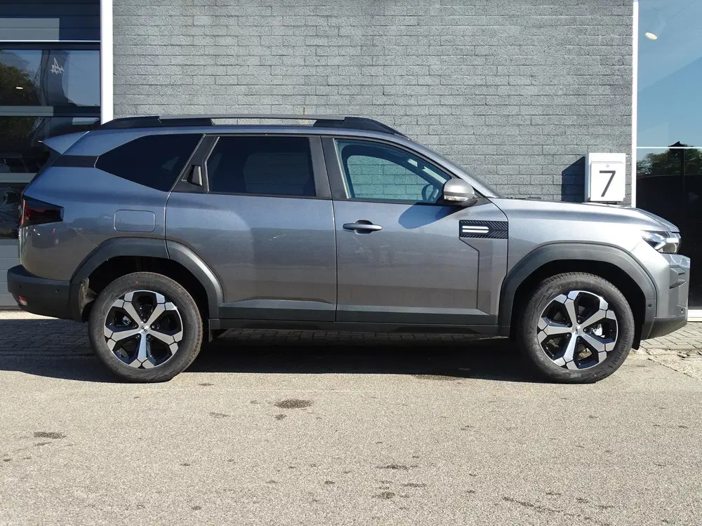 Dacia Bigster 1.8 Hybrid 155 Journey PACK ASSIST uit 2026, foto 17