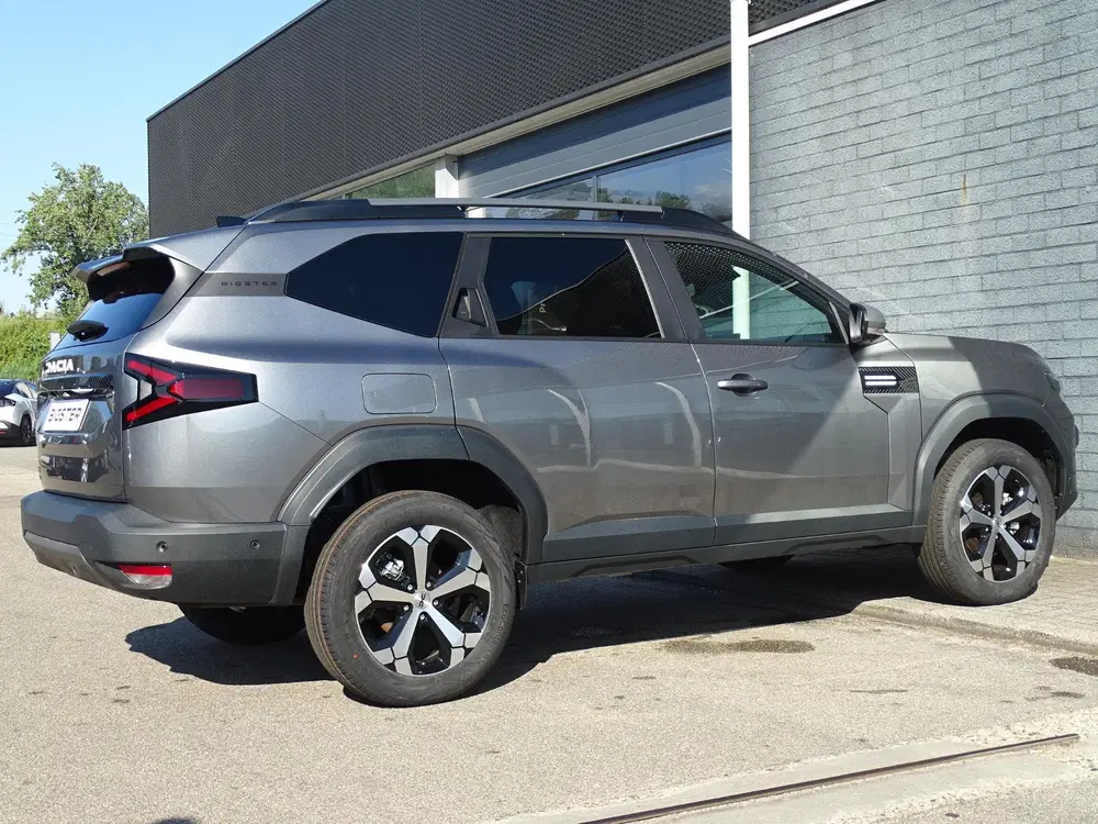 Dacia Bigster 1.8 Hybrid 155 Journey PACK ASSIST uit 2026, foto 2