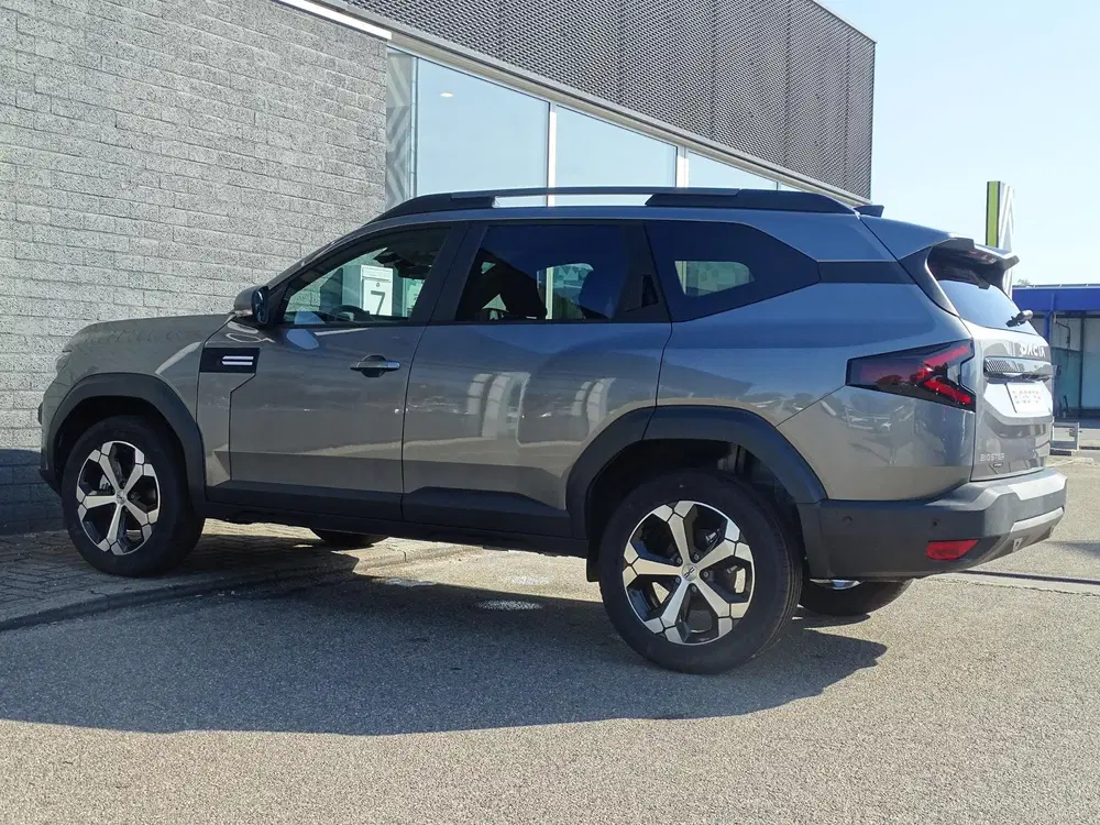 Dacia Bigster 1.8 Hybrid 155 Journey PACK ASSIST uit 2026, foto 6