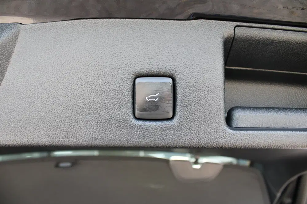Ford Kuga 2.5 PHEV ST-Line X uit 2023, foto 16