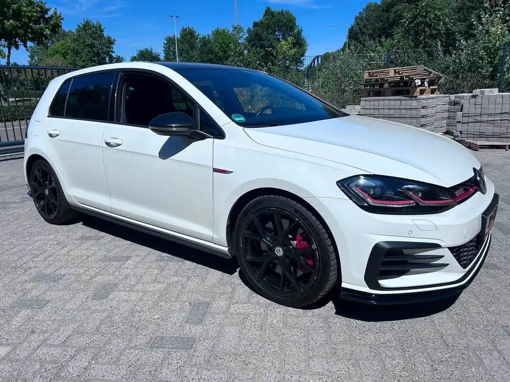 Volkswagen Golf 2.0 TSI GTI Performance uit 2019, foto 3