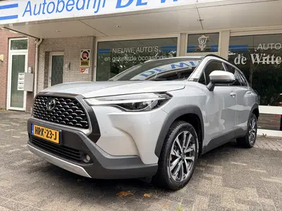 Toyota Corolla Cross Hybrid 200 Dynamic Navi Fullmap uit 2024