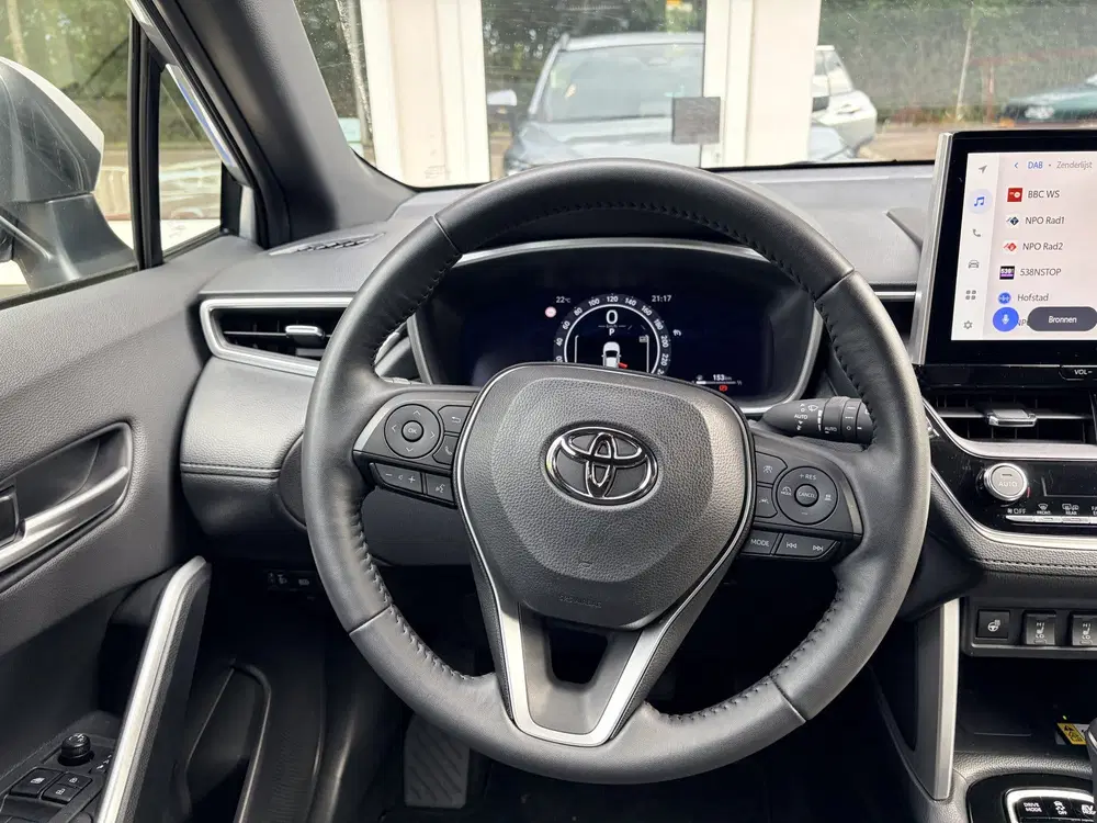 Toyota Corolla Cross Hybrid 200 Dynamic Navi Fullmap uit 2024, foto 6