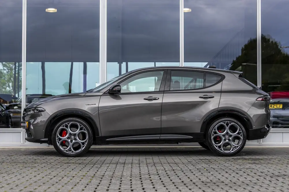 Alfa Romeo Tonale 1.5T Hybrid Veloce | Elek. achterklep | Le uit 2025, foto 5