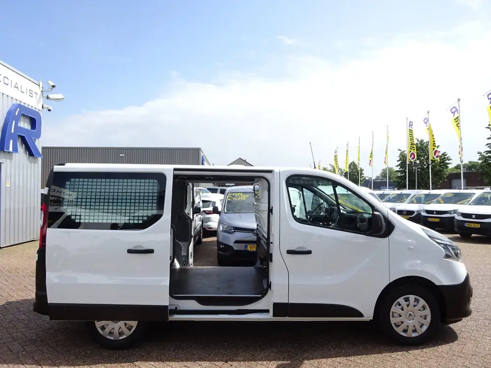 Renault Trafic 2.0 dCi 120 T29 L1H1 2 x SCHUIFDEUR AIRCO uit 2021, foto 6