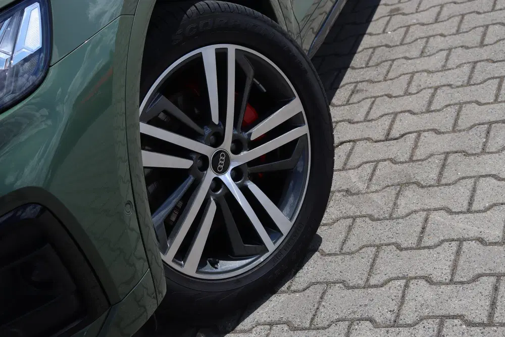 Audi Q5 55 TFSI e Quattro Competition uit 2025, foto 9