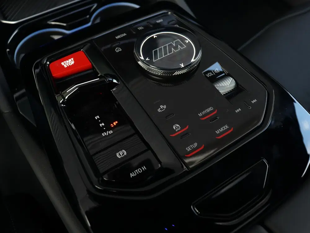 BMW M5 Touring uit 2026, foto 19