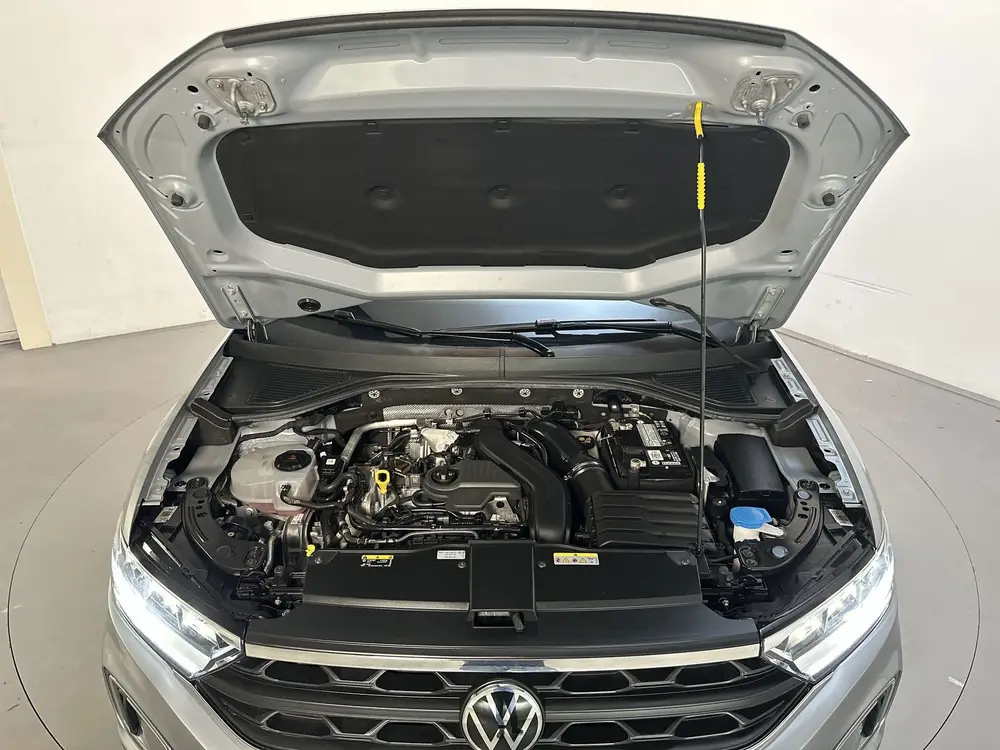 Volkswagen T-Roc 1.5 TSI 150pk DSG Life Navigatie Trekhaak P uit 2023, foto 17